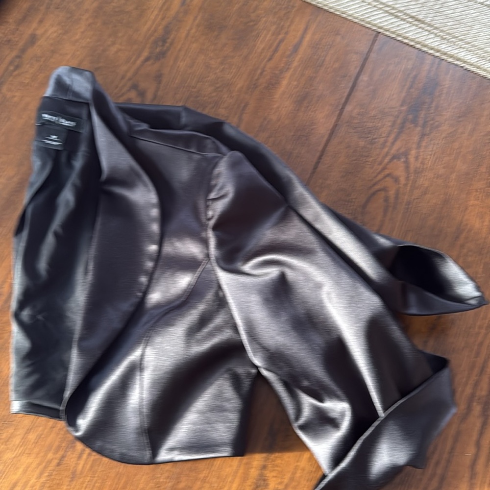 White House Black Market silk feel short jacket perfect for evening gown wear M - Picture 9 of 9